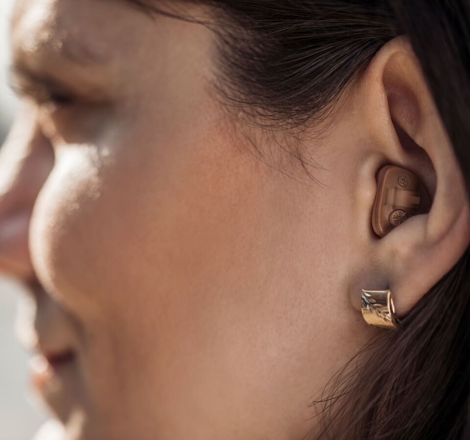 invisible modern hearing aid at vaughan hearing clinic